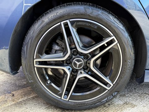 Mercedes-Benz A Class 1.3 A200 AMG Line Edition (Premium) Hatchback 5dr Petrol 7G-DCT Euro 6 (s/s 15