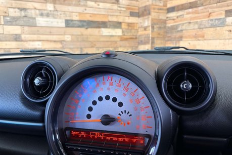Mini Countryman 2.0 Cooper SD SUV 5dr Diesel Auto Euro 6 (143 ps) 39