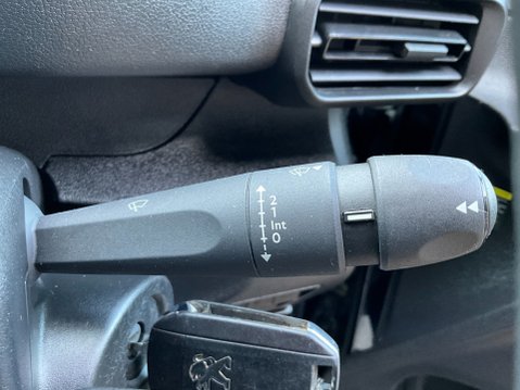 Peugeot Partner 1.5 BlueHDi 1000 Professional Premium Standard Panel Van SWB Euro 6 5dr 33