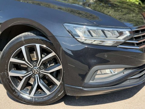 Volkswagen Passat 2.0 TDI EVO SEL Saloon 4dr Diesel DSG Euro 6 (s/s) (150 ps) 17