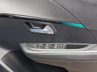 Peugeot 208 PURETECH ALLURE PREMIUM S/S 26