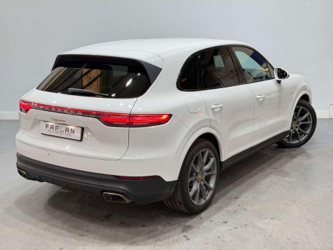 Porsche Cayenne 3.0 V6 E-Hybrid 14.1kWh SUV 5dr Petrol Plug-in Hybrid TiptronicS 4WD Euro 6 28