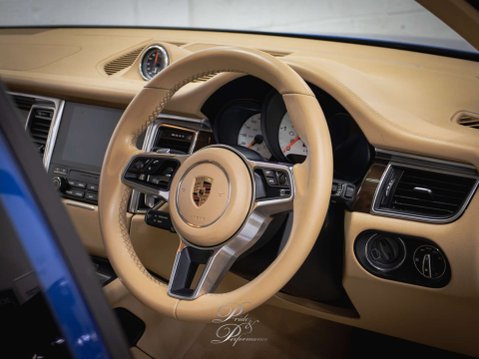 Porsche Macan 3.0 Macan S D Semi-Auto 4WD 5dr 12