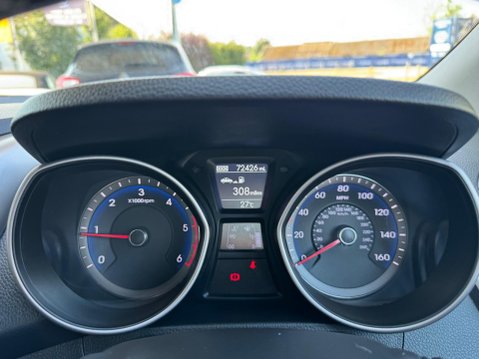 Hyundai i30 1.6 CRDi Blue Drive Active Euro 5 (s/s) 5dr 18