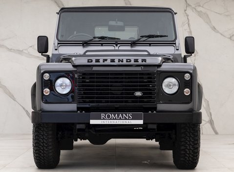 Land Rover Defender 90 Landmark 4