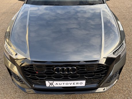 Audi Q8 RS TFSI QUATTRO VORSPRUNG MHEV 21