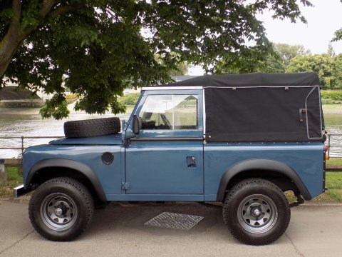 Land Rover 88 Series III SWB - John Brown HQ Special Edition 82