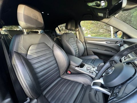 Alfa Romeo Stelvio 2.0T Veloce Auto Q4 AWD Euro 6 (s/s) 5dr 20