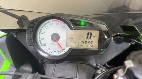 Kawasaki Ninja ZX6R 2009 ONLY 4K MEGA CLEAN 600CC SPORTS BIKE NEW MOT 26