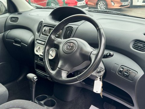 Toyota Yaris Verso 1.3 Yaris Verso T3 Auto 5dr 8