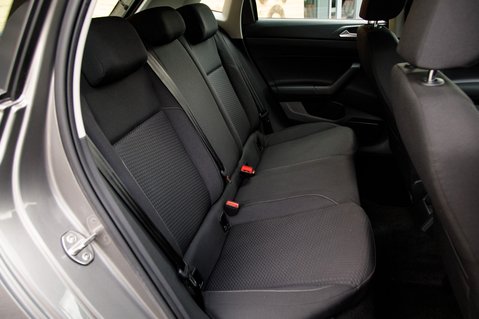 Volkswagen Polo SE EVO 27