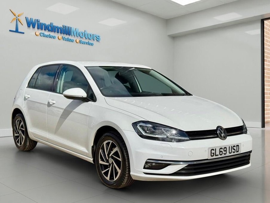 2019 Volkswagen Golf exterior view