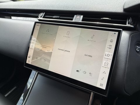 Land Rover Range Rover Velar 2.0 P250 Dynamic HSE SUV 5dr Petrol Auto 4WD Euro 6 (s/s) (249 ps) 44