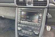 Porsche 911 CARRERA 4S 38