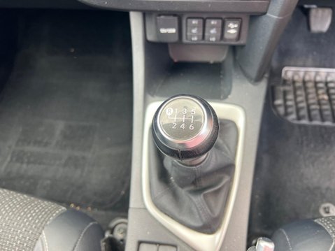 Toyota Auris 1.6 V-Matic Excel Euro 5 5dr 36