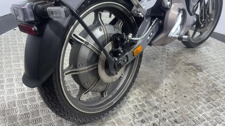 Vmoto Soco SUPER 2022 3K ELECTRIC 50CC RIDES WELL EBIKE AUTO BIKE 19