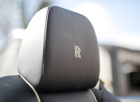 Rolls-Royce Dawn 16
