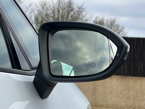 Volkswagen ID.3 Pro Performance 58kWh Life Auto 5dr 37