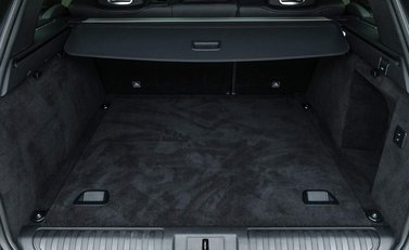 Land Rover Range Rover Sport 5.0 SVR Carbon Edition 36