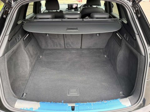 Audi Q5 2.0 Q5 S Line 40 TDI MHEV Quattro Semi-Auto 4WD 5dr 37
