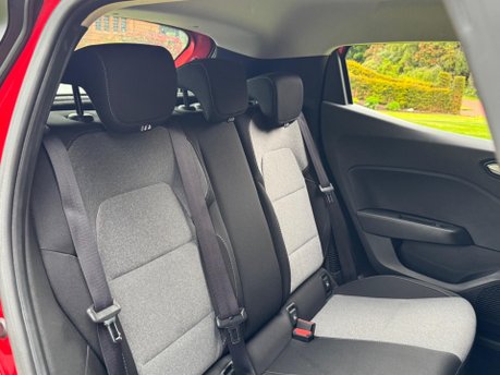 Renault Clio EVOLUTION E-TECH 17