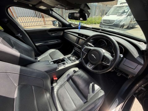 Jaguar XF 3.0 XF V6 S D Auto 4dr 10
