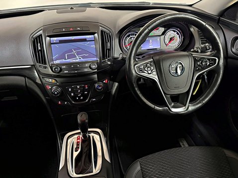 Vauxhall Insignia TECH LINE CDTI 170 AUTOMATIC 13