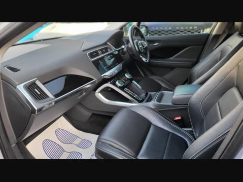 Jaguar I-Pace SE 2