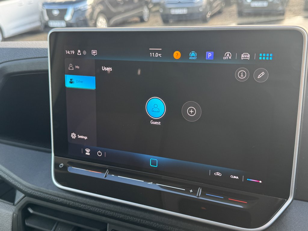2024 Volkswagen Crafter LWB L3H2 High Roof Commerce Plus Cr35 Air Con Sensors EURO 6 — thumbnail 35 of 51