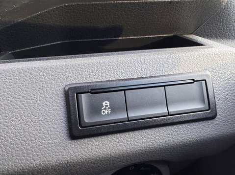 Volkswagen Transporter T32 TDI KOMBI HIGHLINE 4MOTION 38