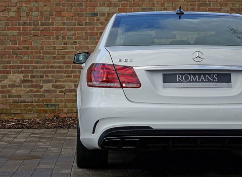 Mercedes-Benz E Class AMG 16