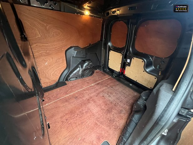 Ford Transit Courier SWB L1H1 (SOLD) Low Roof Sport Air Con Alloys Nav EURO 6 NO VAT 10