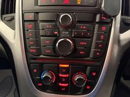 Vauxhall Astra GTC 1.6T 16V SRi Euro 5 3dr 11