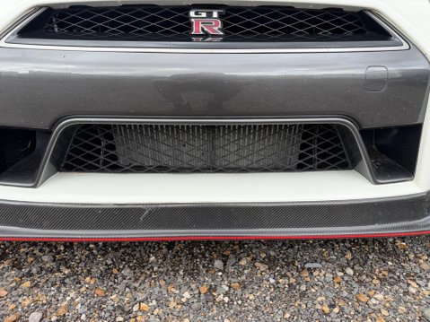 Nissan GT-R 3.8 V6 Premium Black Auto 4WD Euro 5 2dr 12