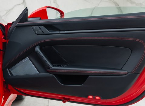 Porsche 911 Targa 4 GTS (992) 33