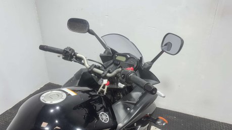 Yamaha XJ6 2010 ONLY 15K 1 FORMER OWNER LONG MOT WARRANTY 600CC A2 39