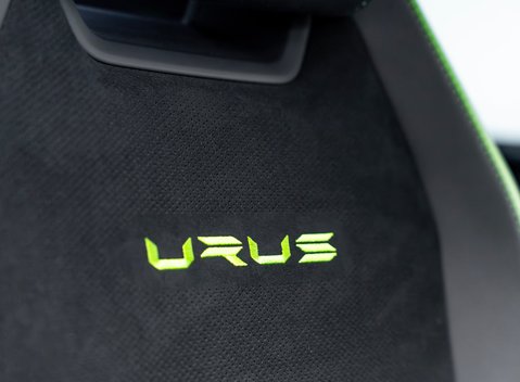 Lamborghini Urus PERFORMANTE 19