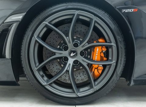 McLaren 720S Spider 33