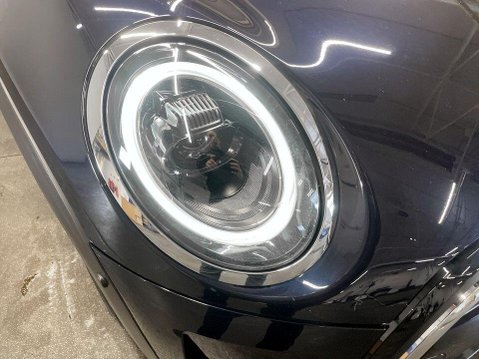Mini Hatch 1.5 Cooper Exclusive Hatchback 3dr Petrol Steptronic Euro 6 (s/s) (136 ps) 9
