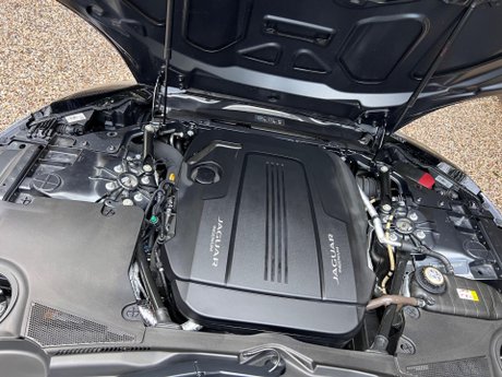 Jaguar F-Type 2.0i Chequered Flag Auto Euro 6 (s/s) 2dr 36