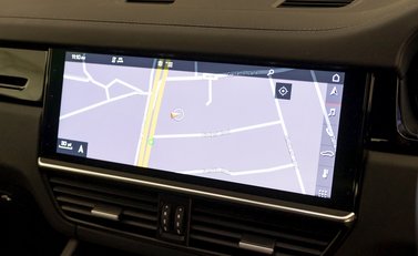 Porsche Cayenne V6 18