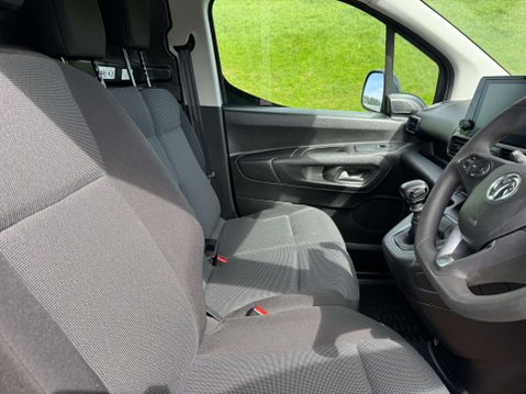 Vauxhall Combo 1.5 Combo 2300 Professional Turbo D S/S 7