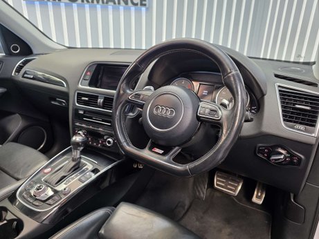Audi SQ5 3.0 BiTDI V6 SUV 5dr Diesel Tiptronic quattro Euro 5 (s/s) (313 ps) 35