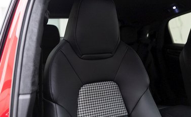 Porsche Cayenne GTS Coupé 11