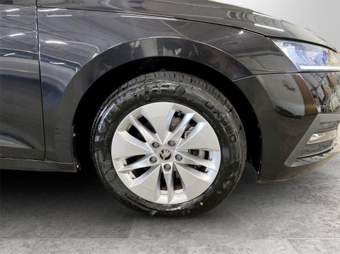 Skoda Octavia 2.0 TDI SE Technology Hatchback 5dr Diesel DSG Euro 6 (s/s) (116 ps) Air Co 10