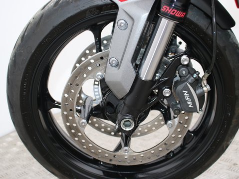Triumph Trident TRIDENT 660 26