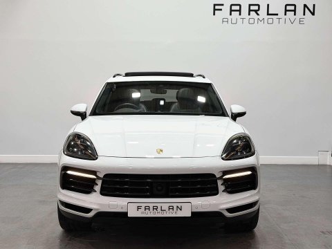 Porsche Cayenne 3.0 V6 E-Hybrid 14kWh SUV 5dr Petrol Plug-in Hybrid TiptronicS 4WD Euro 6 ( 9