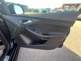 Ford Focus 1.0 Focus ST-Line 5dr *NATIONAL DELIVERY* 46