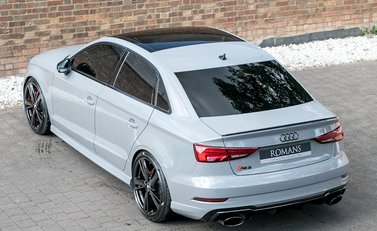 Audi RS3 Saloon 7