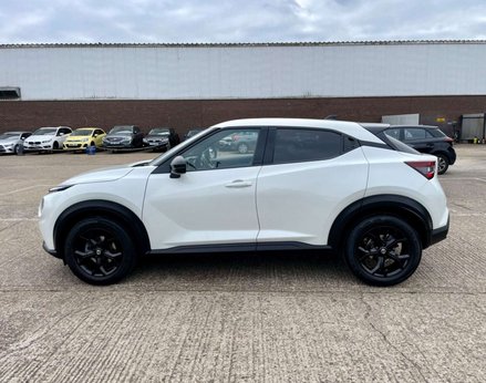 Nissan Juke 1.0 Juke N-Connecta DiG-T 5dr 11